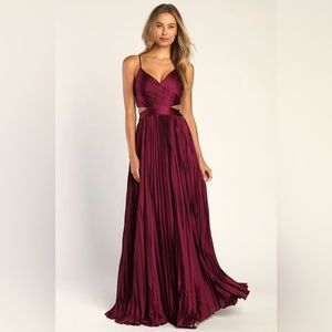 Lulu’s Small Got the Glam Purple Plum Wedding Guests Cutout Maxi Dress
